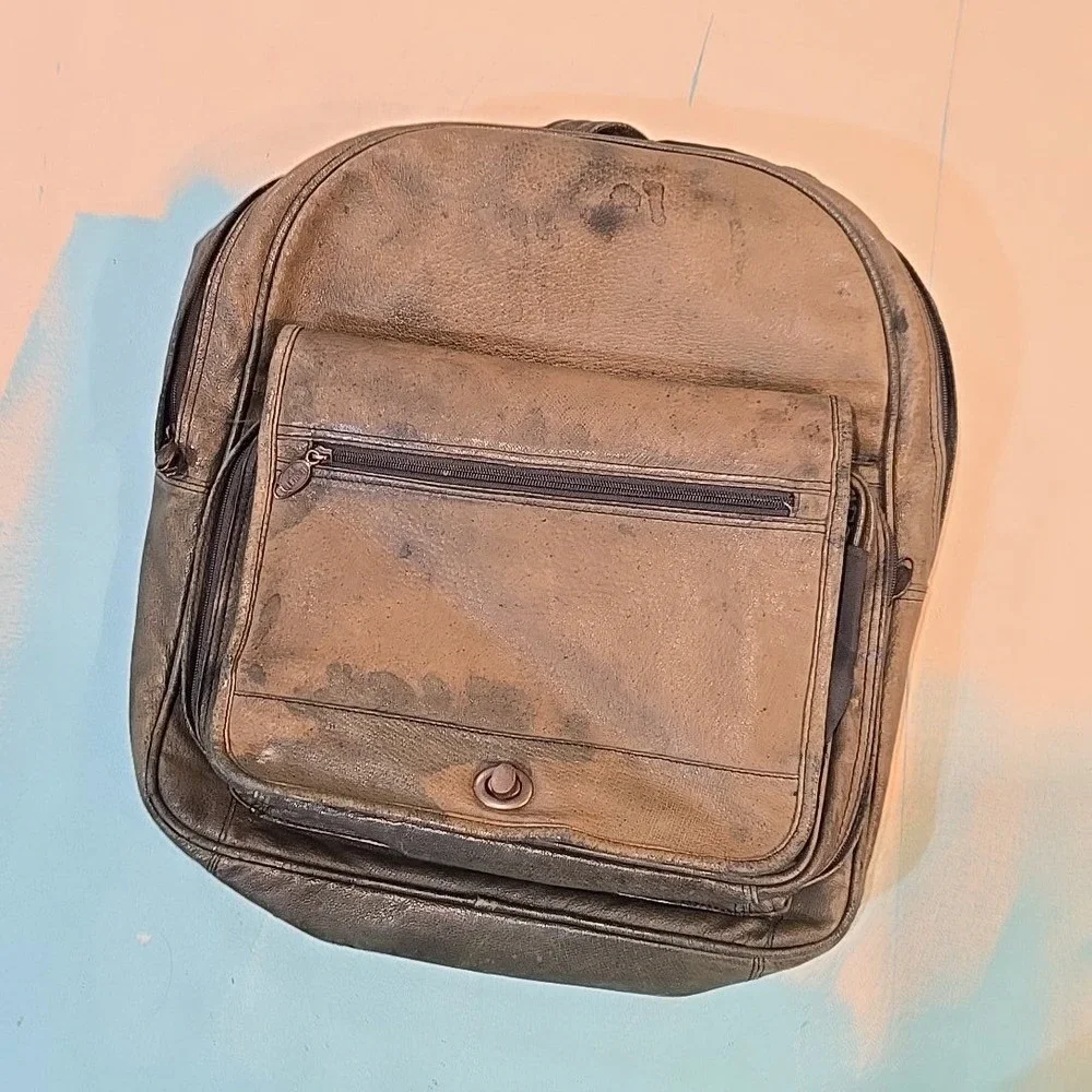 VTG Genuine Leather Backpack Brown Distressed Large Pockets Travel College 1990s